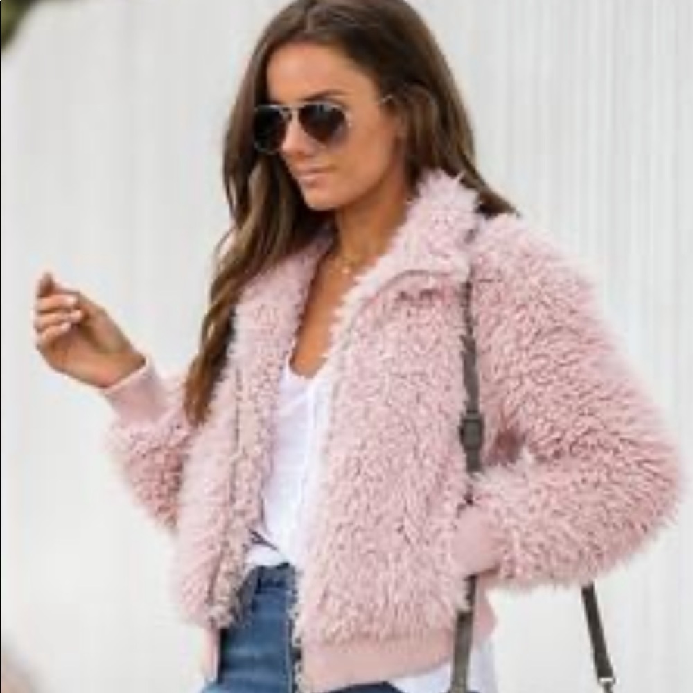 NWT Vici Pink Pocketed Faux Fur Jacket